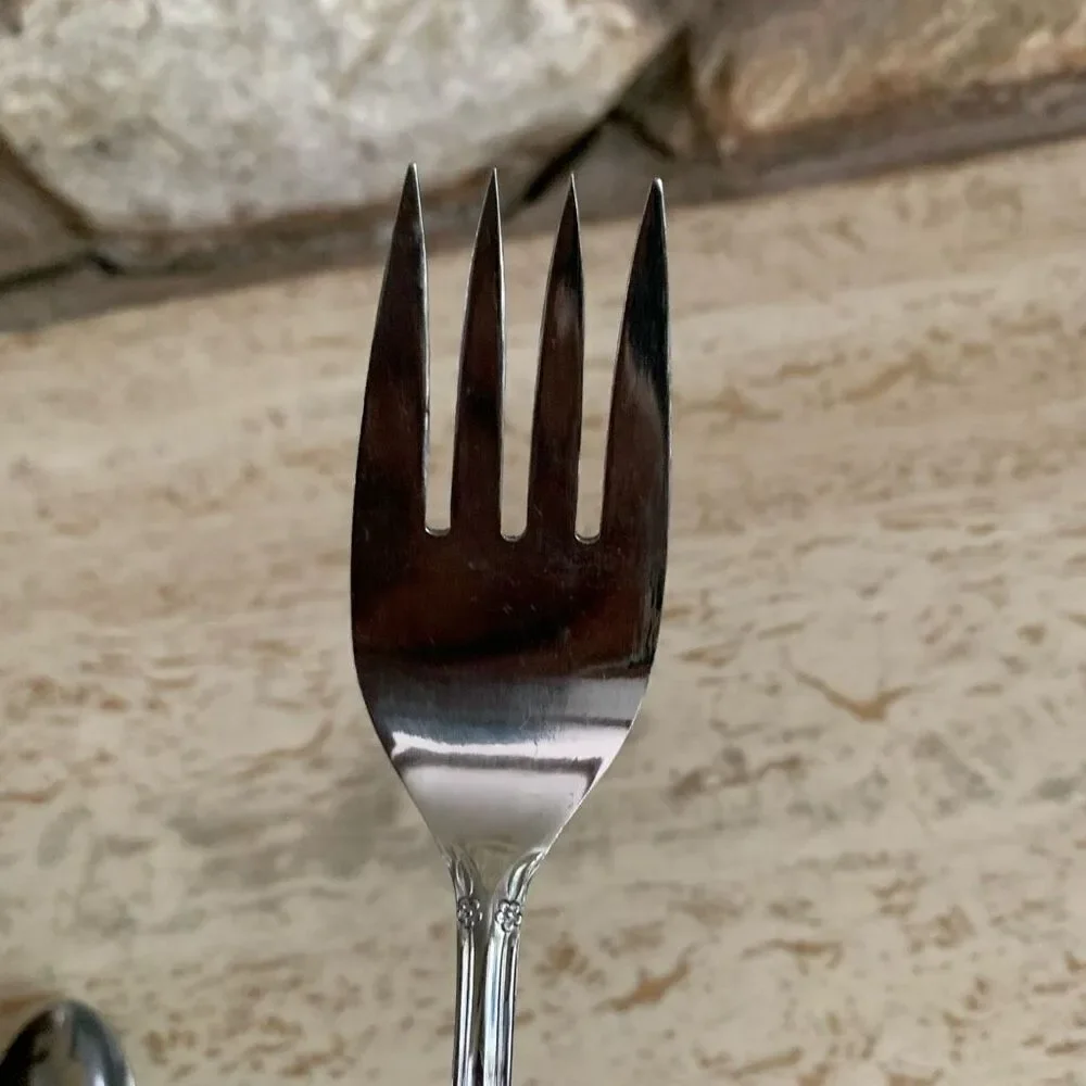 The Cellar Japan Serving fork and spoon